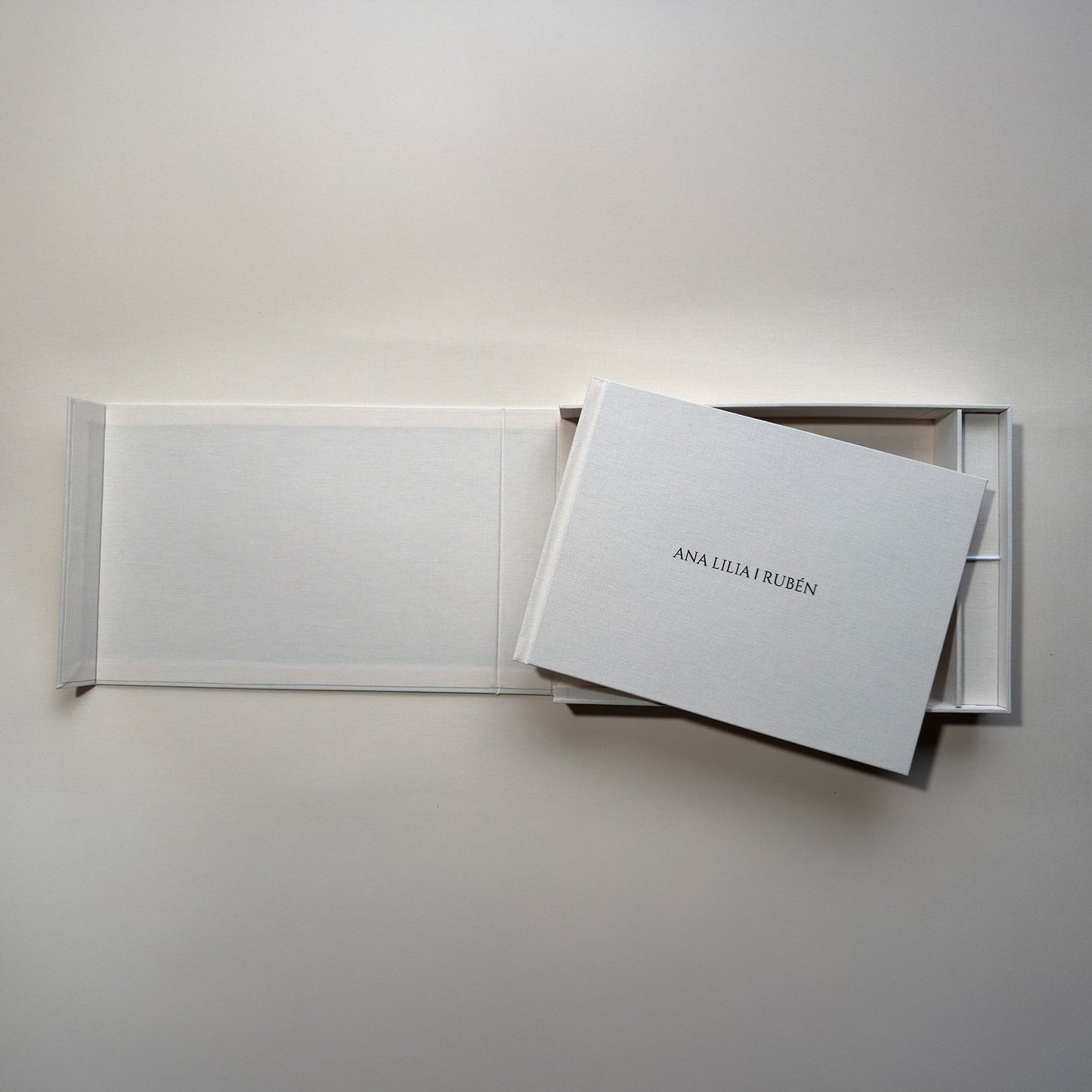Fotolibro premium con estuche de lujo